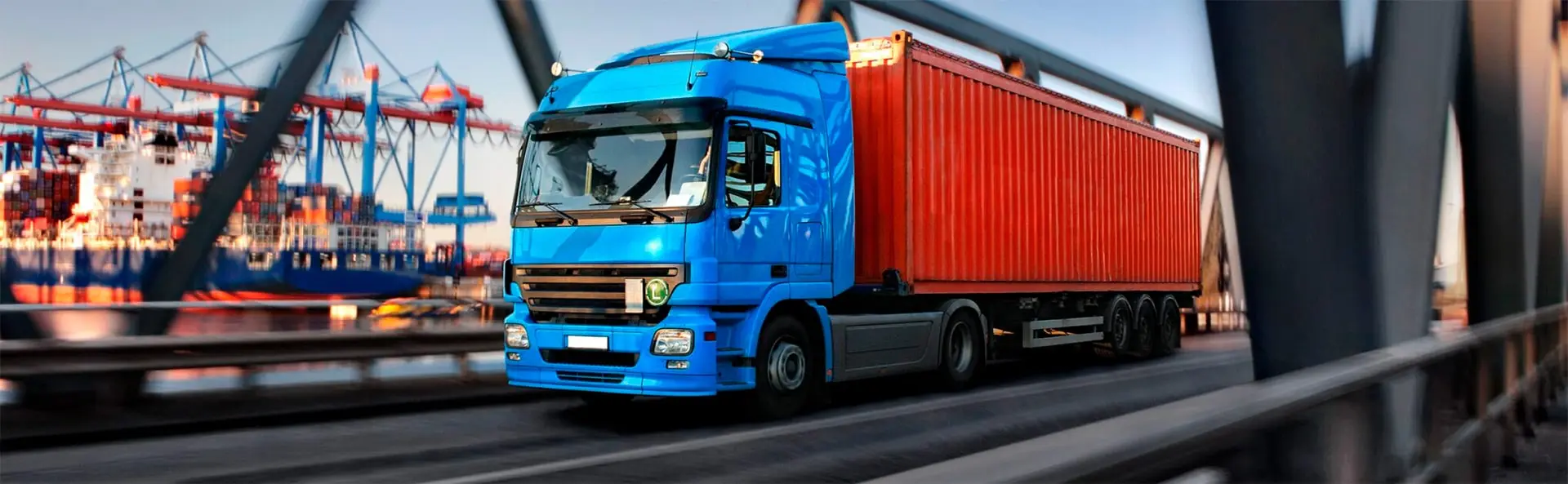 Фото представителя компании